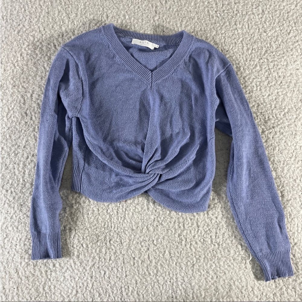 ASTR the label large‎ purple sweater